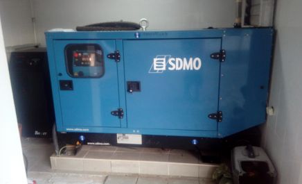 Монтаж и ввод в эксплуатацию  дизельного генератора SDMO T44K